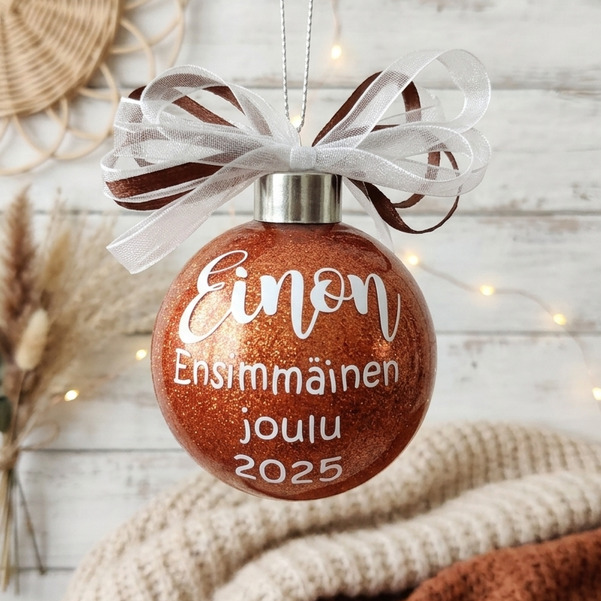 Ensimmäinen joulu joulupallo